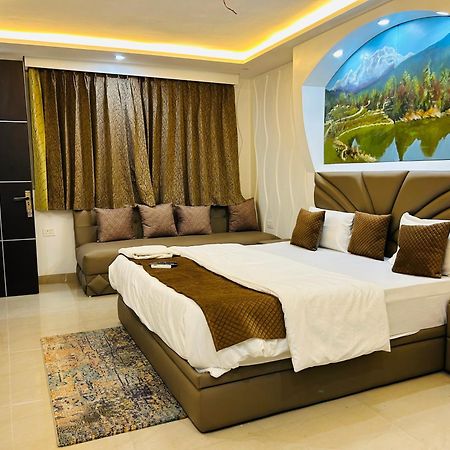 Hotel Bob Adventures Dehradun Esterno foto