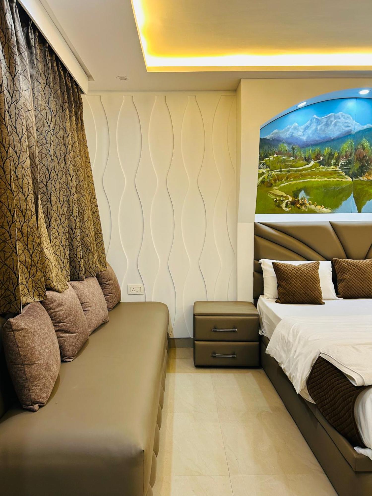 Hotel Bob Adventures Dehradun Esterno foto