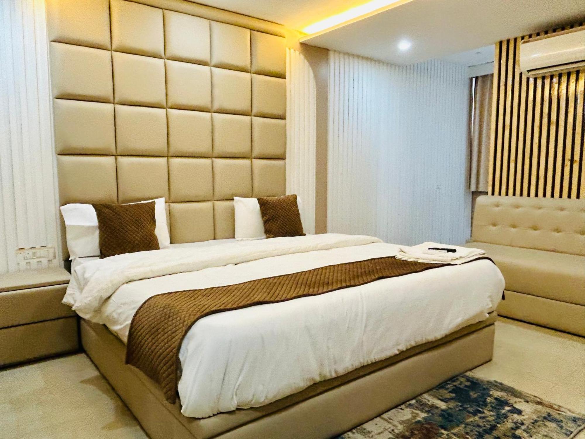 Hotel Bob Adventures Dehradun Esterno foto